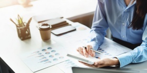 Правительство утвердило меры поддержки для бизнеса, пострадавшего от атак БПЛА
