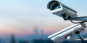 Саратов прикупает видеокамеры на 1,3 млрд рублей.