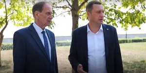 Губернатор раскритиковал городскую власть за разруху в Саратове